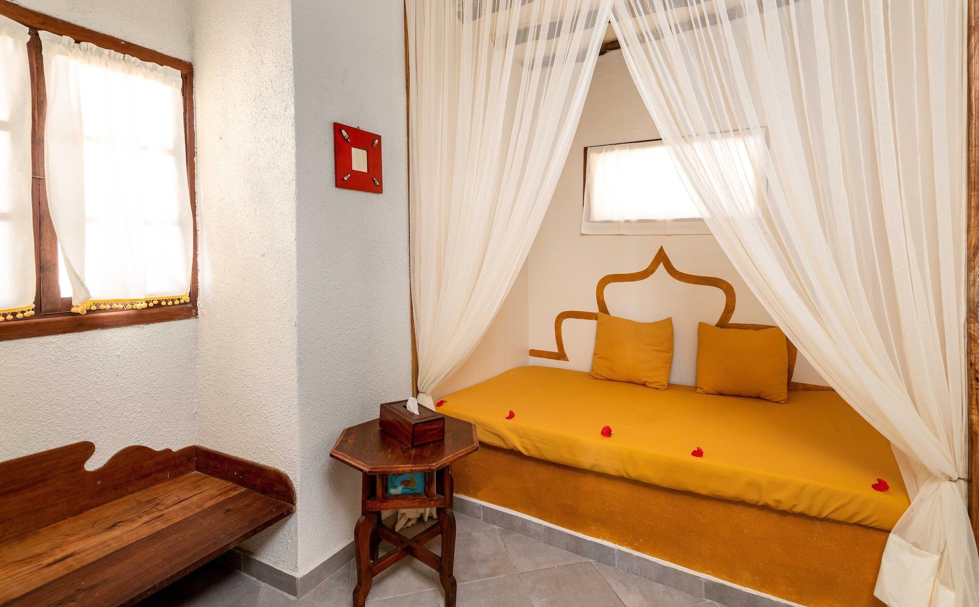 Hotel Karafuu Beach Resort Pingwe Eksteriør bilde
