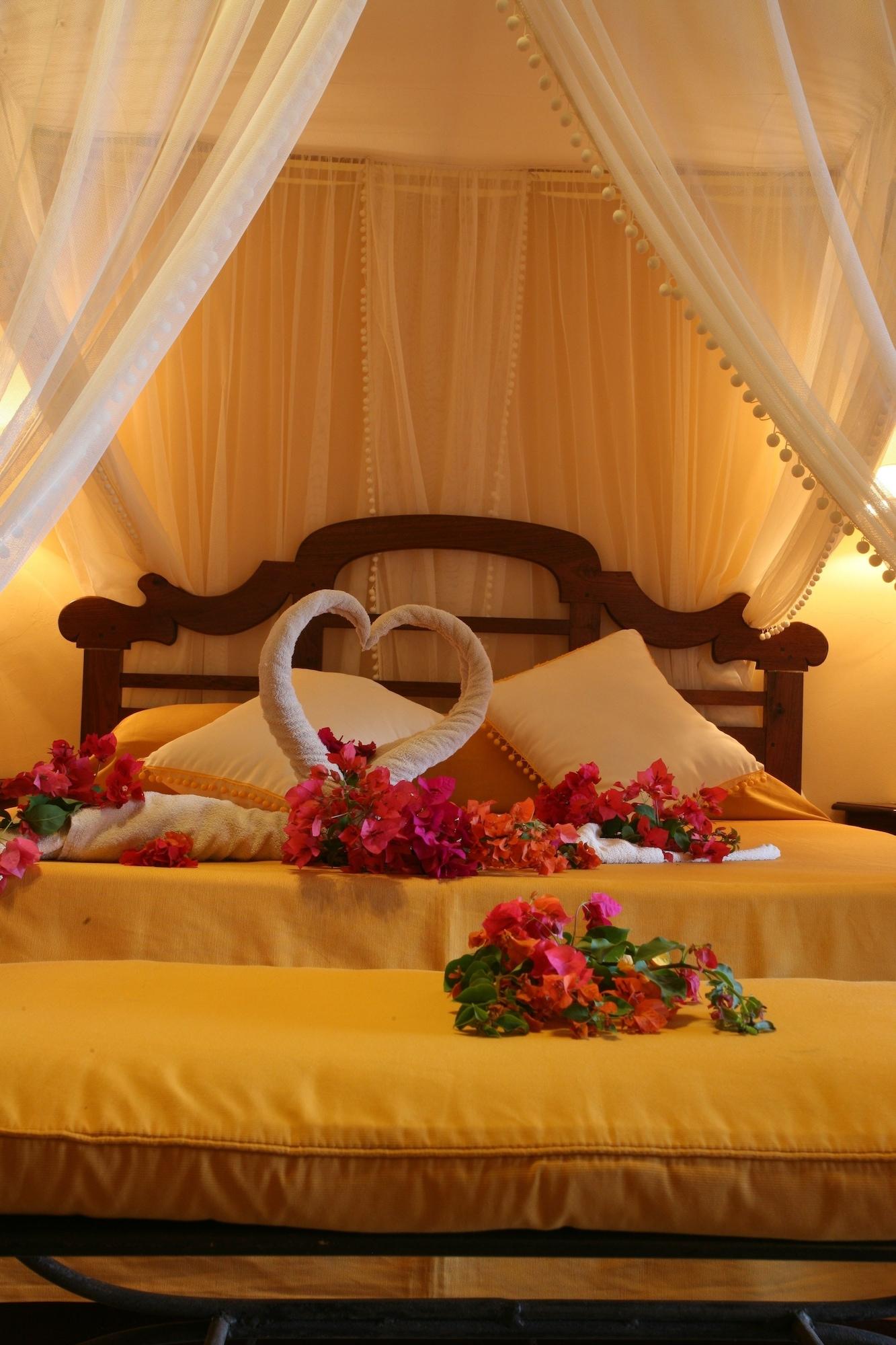 Hotel Karafuu Beach Resort Pingwe Eksteriør bilde